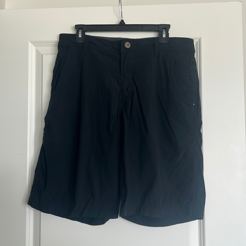 Lululemon hybrid short